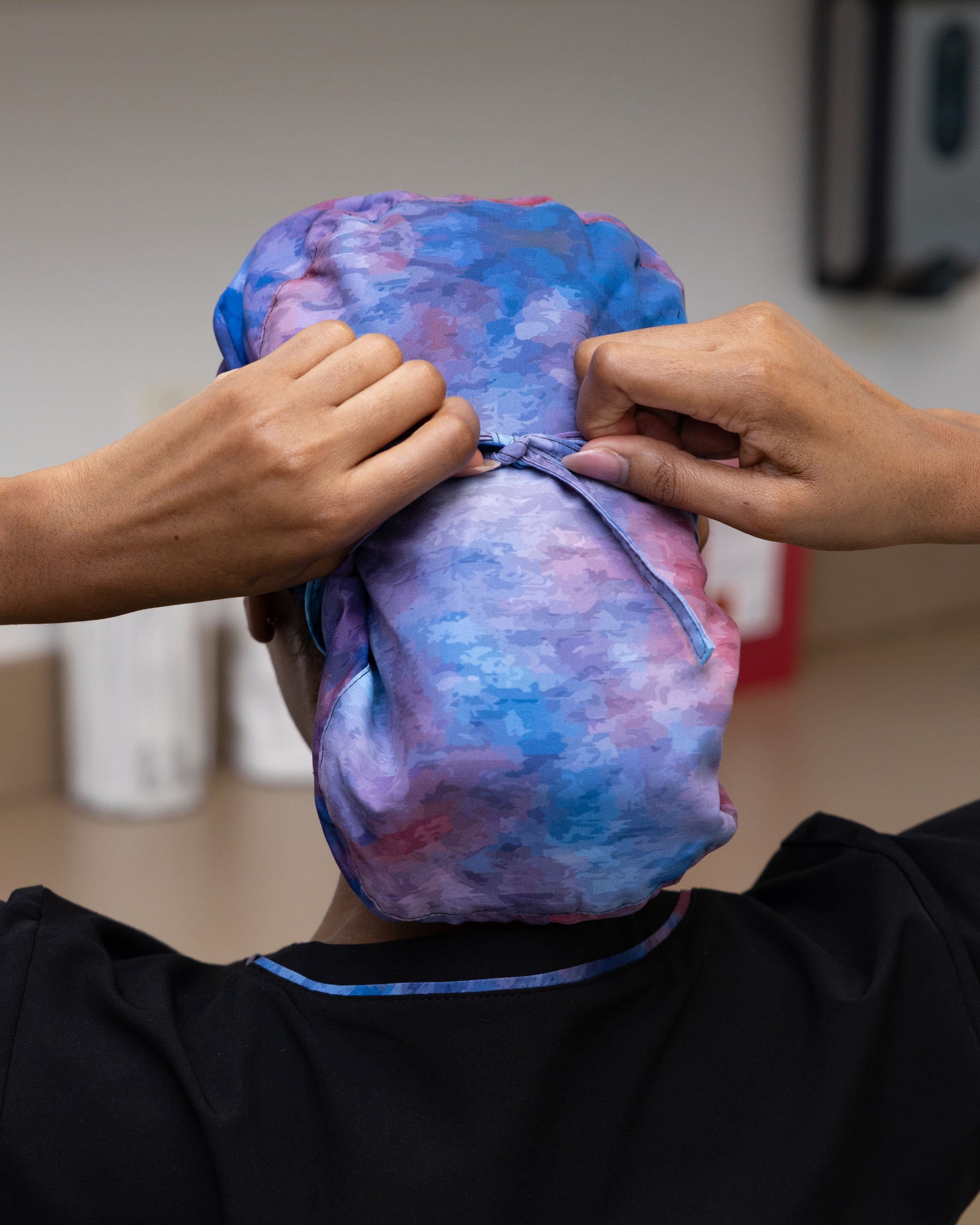 ENDYS Aurora bouffant scrub cap front view — accommodates locs, braids, and voluminous styles